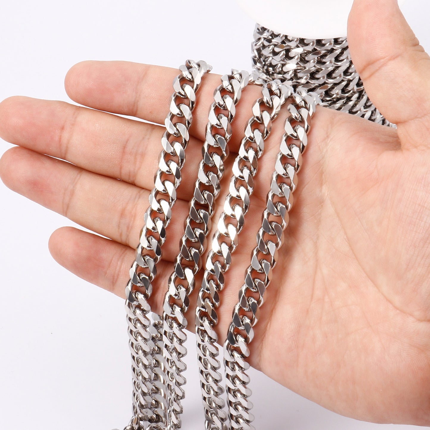 16.5 Feet 9mm Diamond-Cut Miami Cuban Chain Roll Bulk